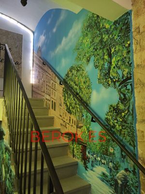 graffti apartamentos interior escalera Les Rambles de Barcelona